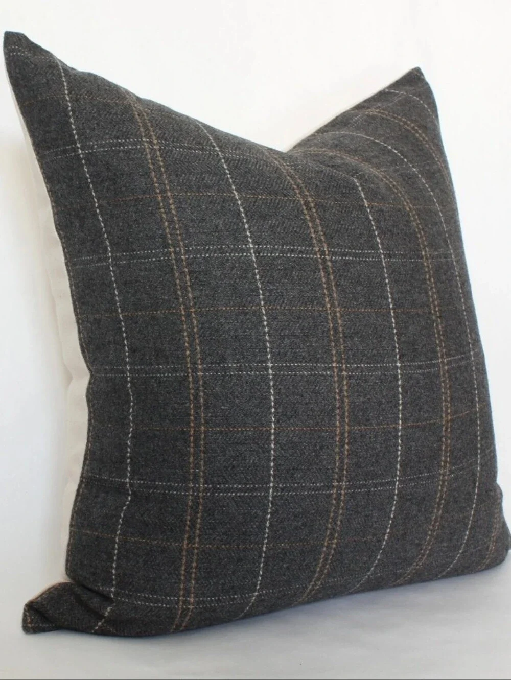 Textilish Glenton Pillow Cover 22 X 22